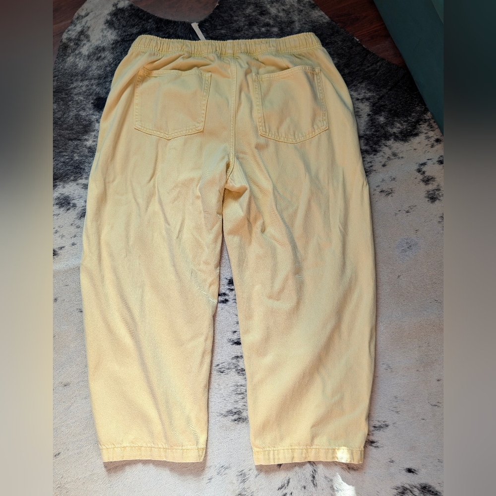 Gap Light Yellow Drawstring Barrell Jeans - image 2